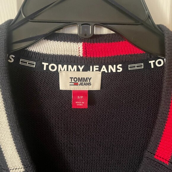 Tommy Jeans Women’s Logo Navy Blue Cropped Cardigan Sweater (NWOT) - Picture 8 of 10